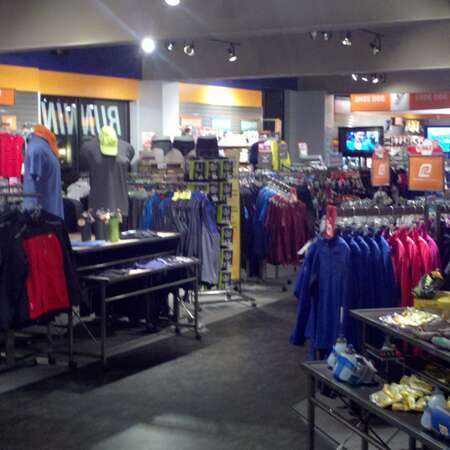 Roadrunner Sports (Paramus, NJ)